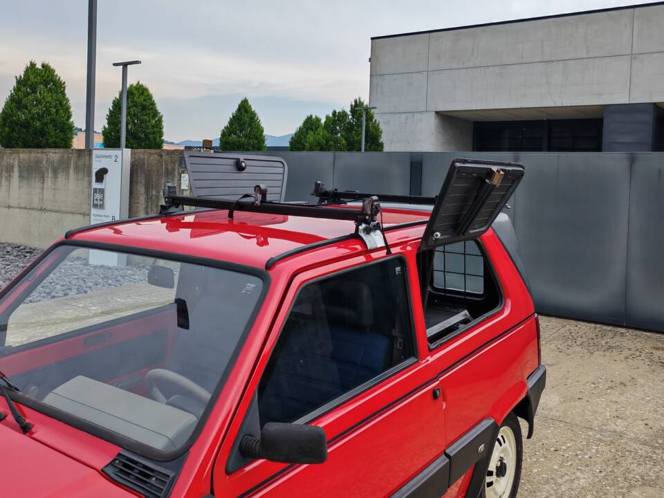 Immagine 13/30 di FIAT Panda "Young" (2002)