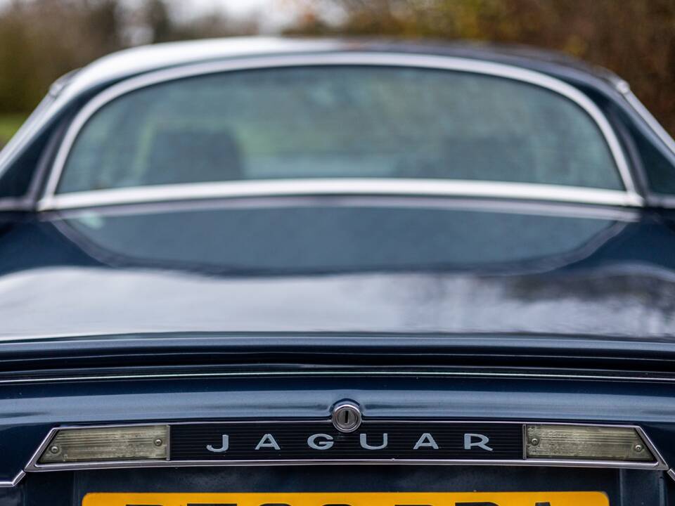 Bild 31/49 von Jaguar XJ-S V12 (1986)