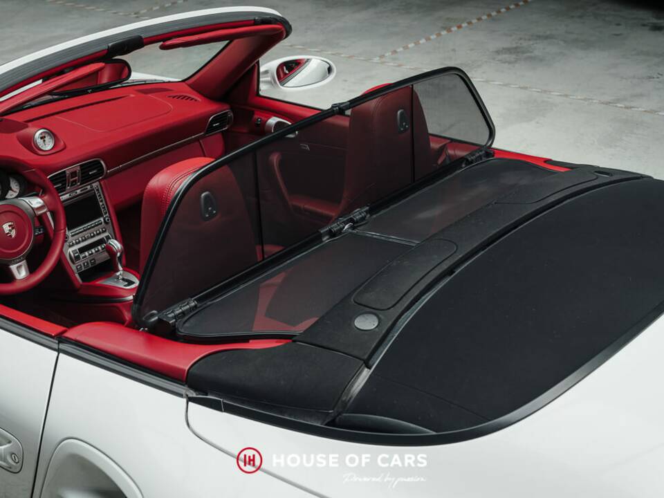 Bild 15/25 von Porsche 911 Turbo (2008)