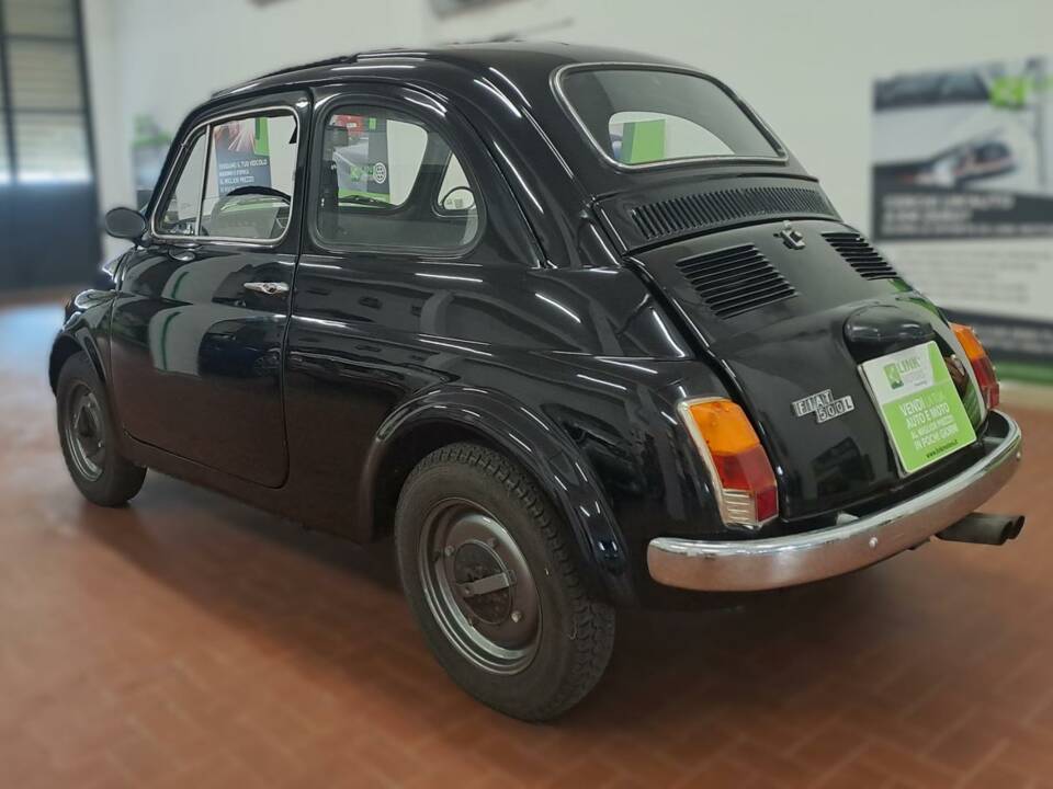 Image 3/31 of FIAT 500 L (1971)