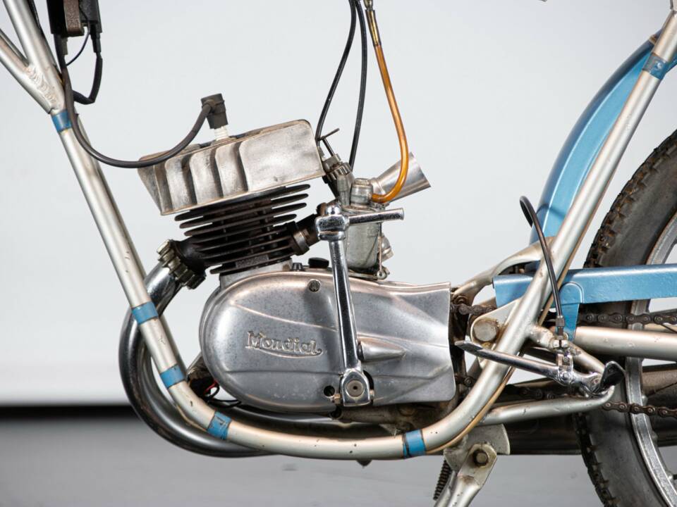 Bild 18/50 von Mondial DUMMY (1965)