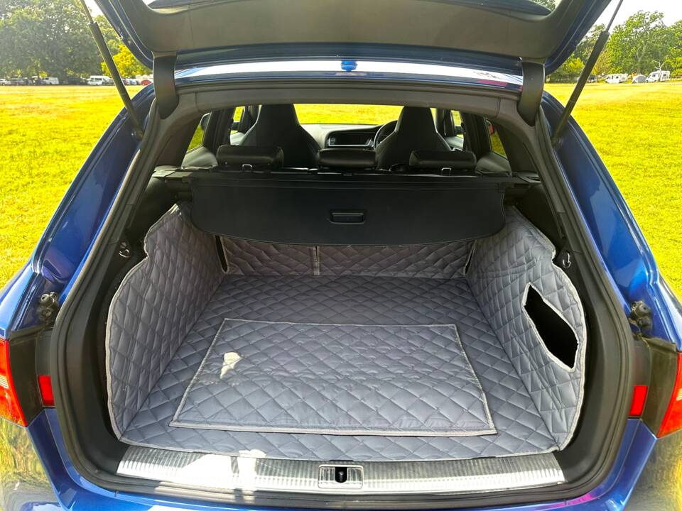 Imagen 35/40 de Audi RS4 Avant (2014)