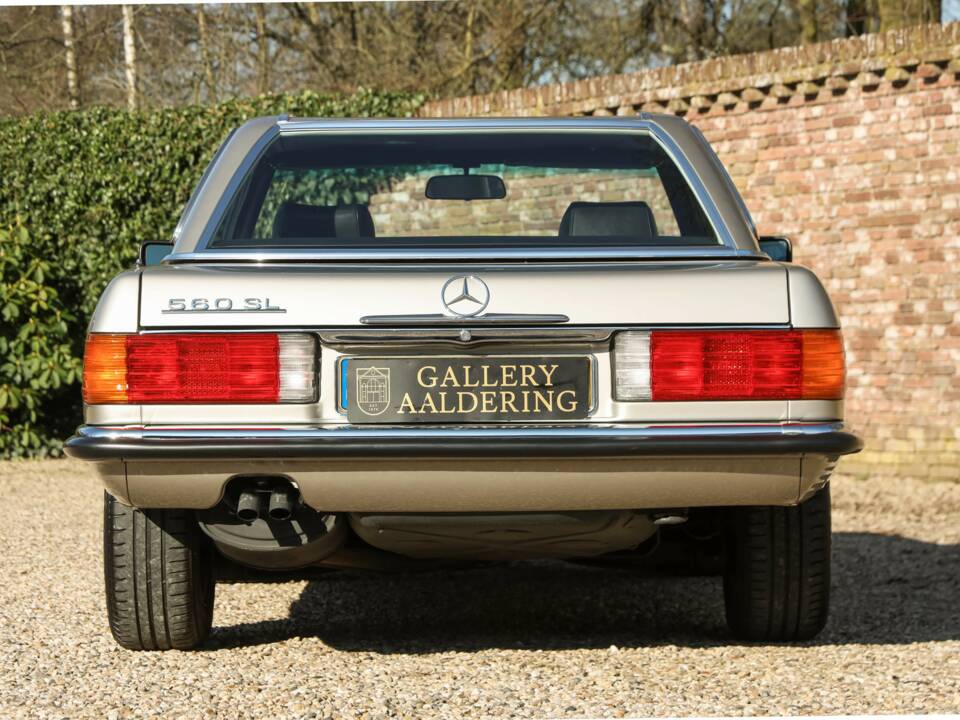 Bild 37/50 von Mercedes-Benz 560 SL (1987)