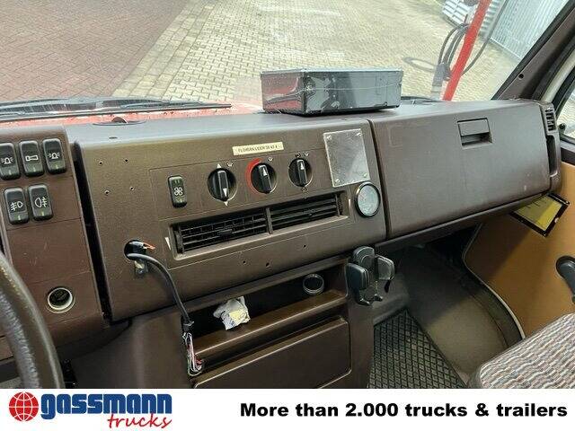 Image 13/15 of Mercedes-Benz T2 709 D (1988)