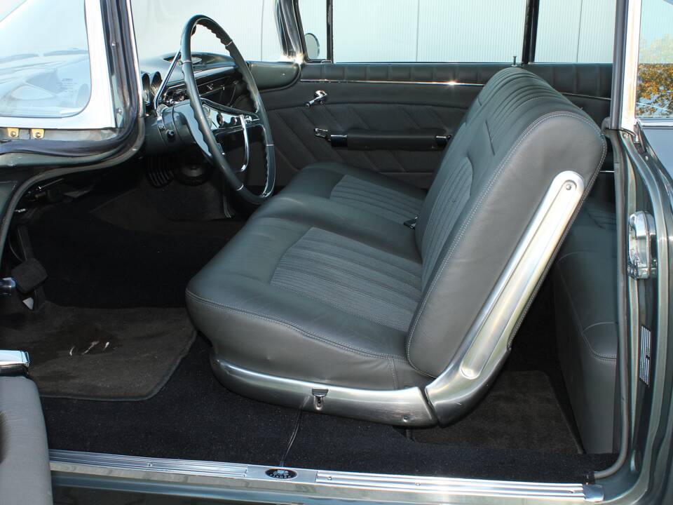 Bild 11/39 von Chevrolet Impala Sport Coupe (1959)