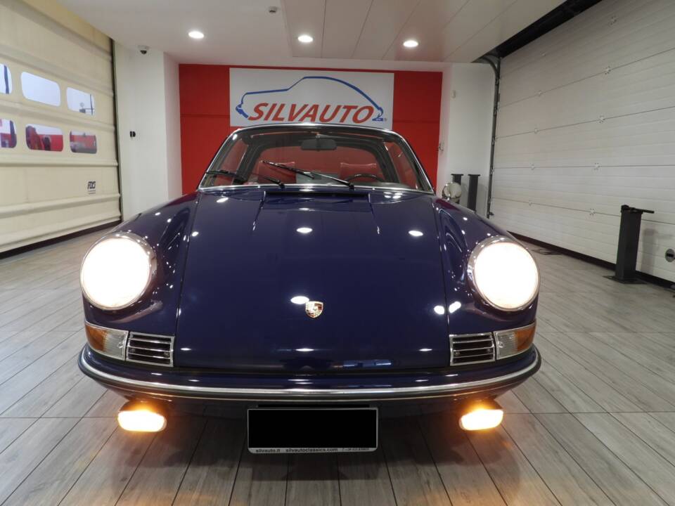 Image 36/51 of Porsche 911 2.2 T (1969)