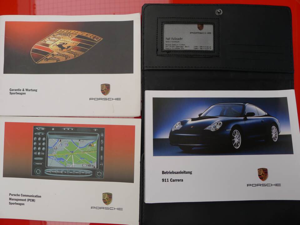 Image 15/41 of Porsche 911 Carrera 4S (2004)