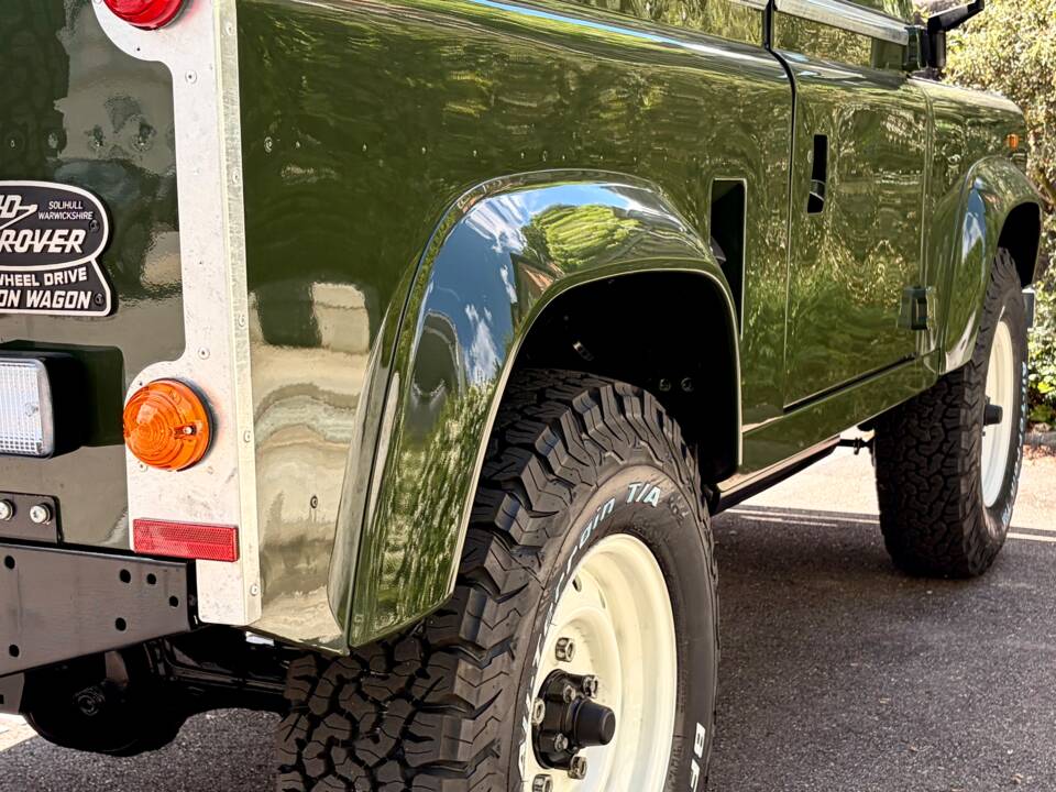 Bild 8/19 von Land Rover 90 (1987)
