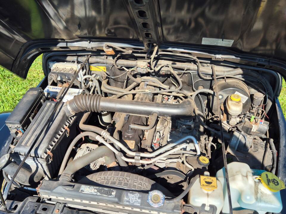 Bild 22/22 von Jeep Wrangler Sahara 4.0L (2004)