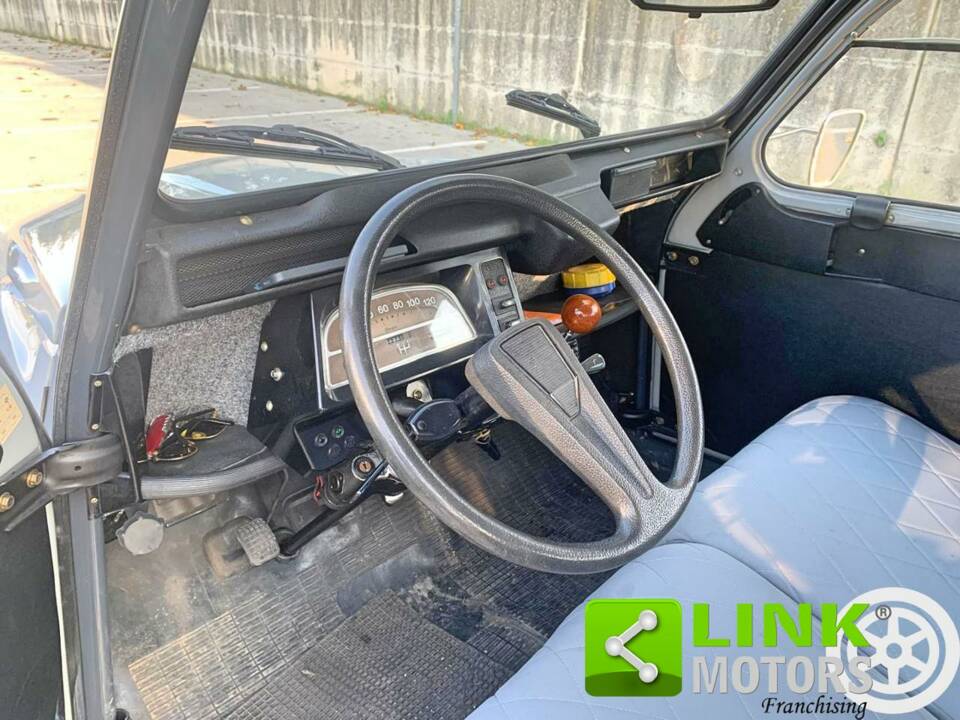 Image 6/10 of Citroën 2 CV 6 Charleston (1986)