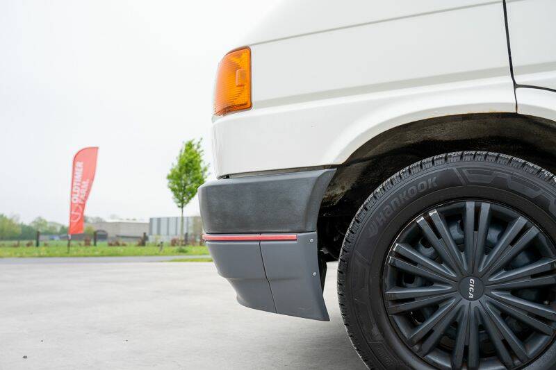 Bild 12/15 von Volkswagen T4 Dehler Optima 5.4 (1993)