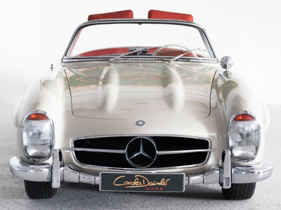Image 16/50 of Mercedes-Benz 300 SL Roadster (1961)