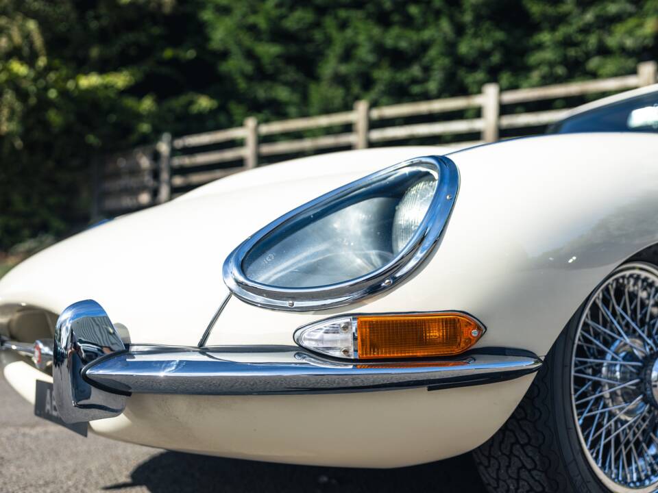 Image 23/50 de Jaguar Type E 3.8 (1963)