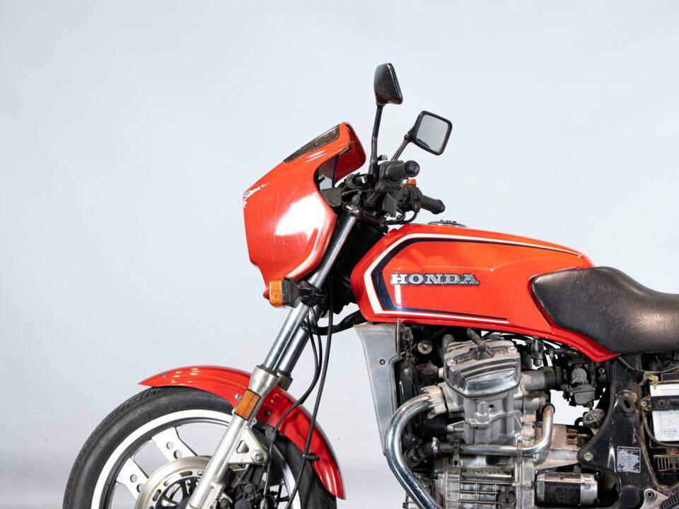Image 21/40 of Honda CX 500 Turbo (1982)
