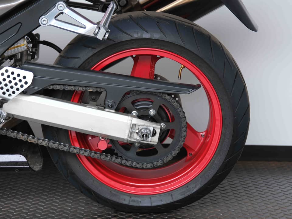 Image 77/91 of Kawasaki Ninja 1200 ZX-12R (2000)