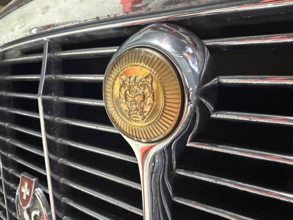 Bild 44/50 von Jaguar XJ 6 4.2 (1972)