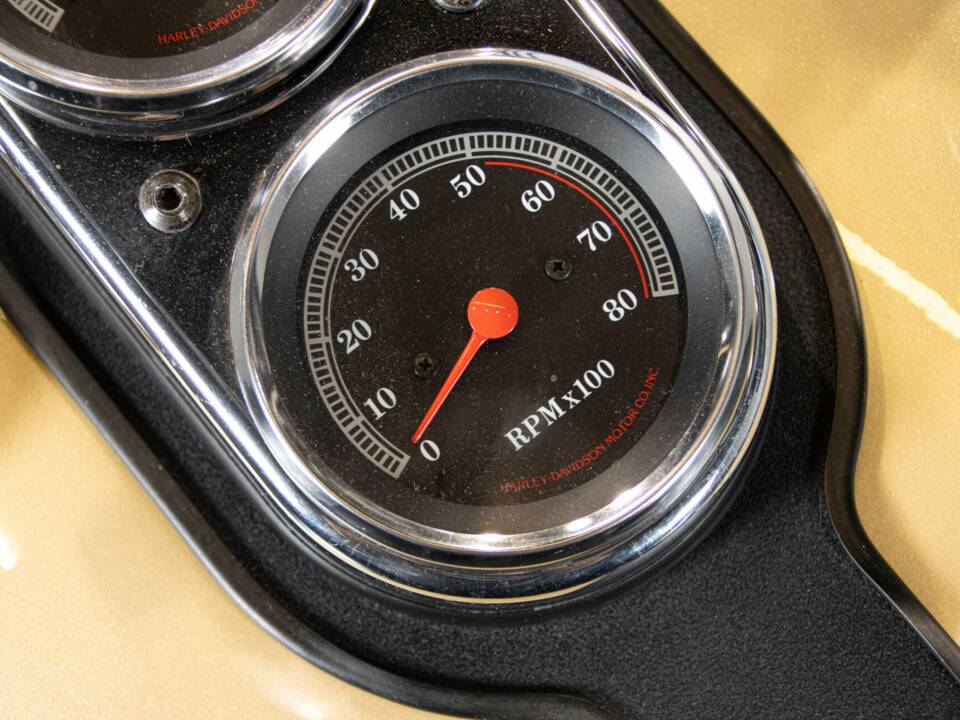 Bild 44/50 von Harley-Davidson FXDB Dyna Glide Daytona (1992)