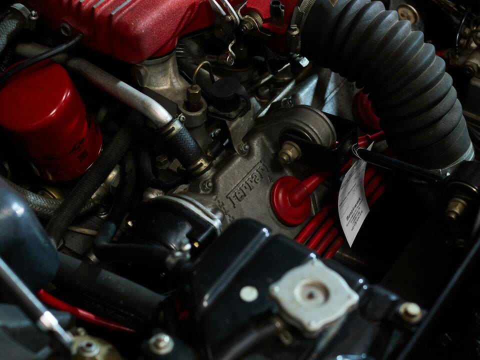 Bild 57/99 von Ferrari Mondial Quattrovalvole (1985)