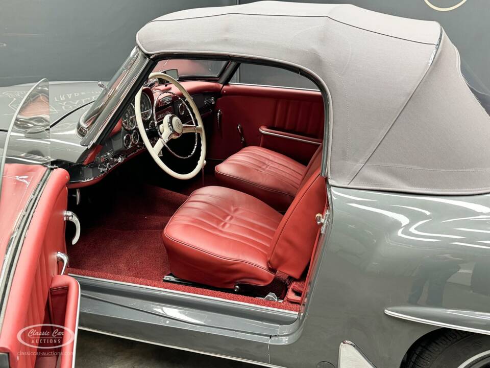 Image 23/37 of Mercedes-Benz 190 SL (1957)