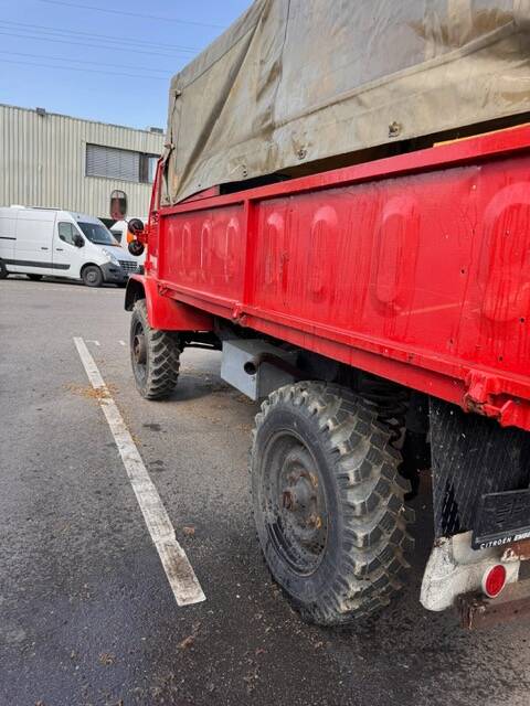 Image 54/56 of Mercedes-Benz Unimog 404 S (1961)
