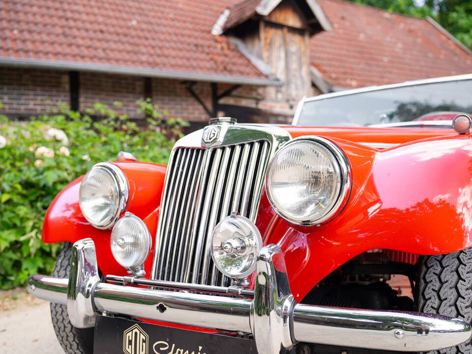 Bild 12/34 von MG TF (1956)