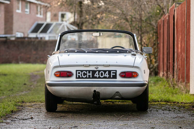 Image 7/34 de Lotus Elan SE (1967)