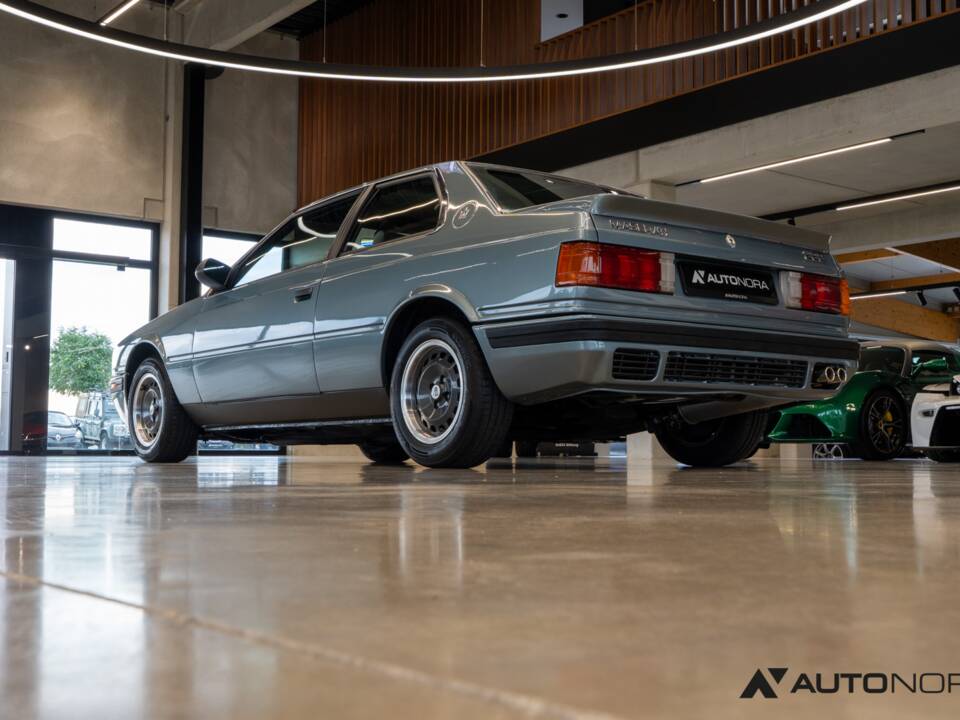 Afbeelding 26/57 van Maserati 222 (1989)