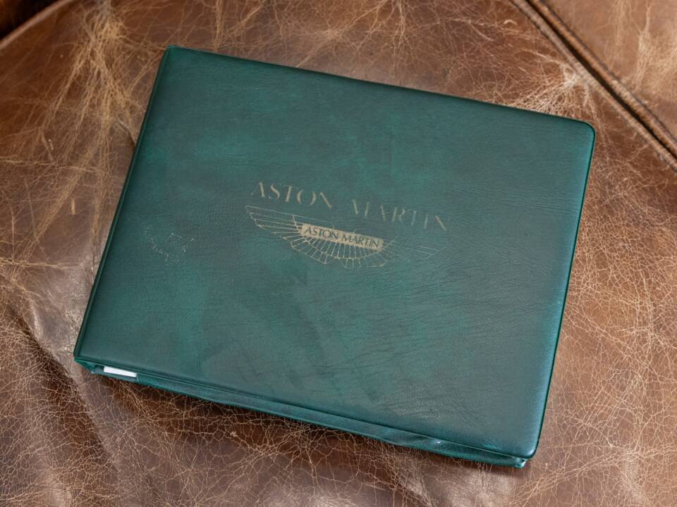 Bild 49/70 von Aston Martin V8 EFi (1988)