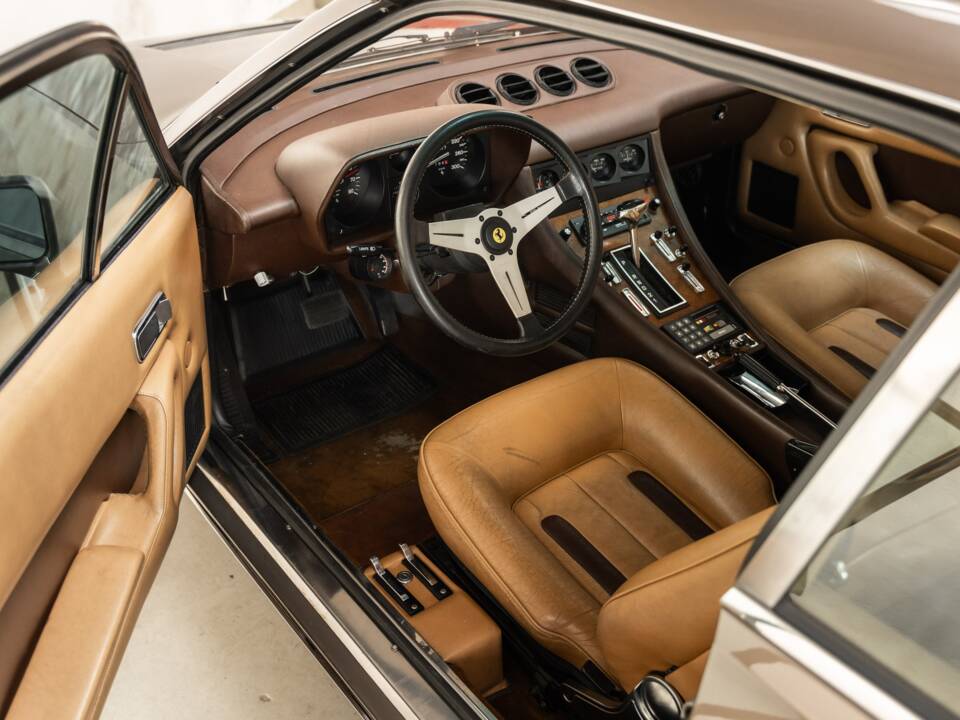 Bild 7/31 von Ferrari 400i (1981)