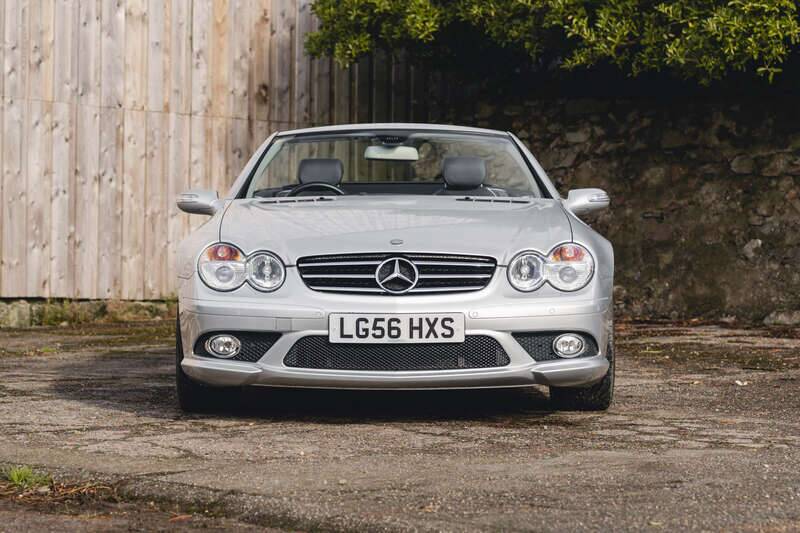 Image 11/50 de Mercedes-Benz SL 55 AMG (2006)