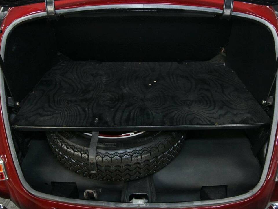 Bild 32/50 von Mercedes-Benz 220 Cabriolet A (1952)