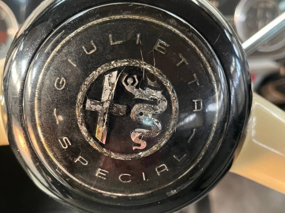 Image 32/87 of Alfa Romeo Giulietta TI (1963)