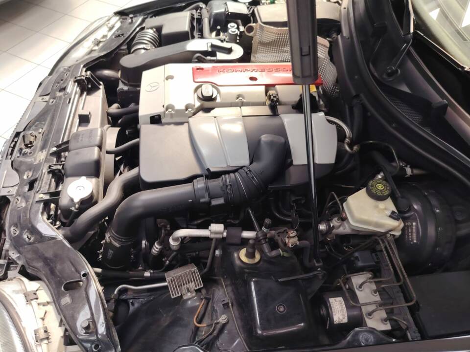 Bild 52/54 von Mercedes-Benz SLK 230 Kompressor (2002)