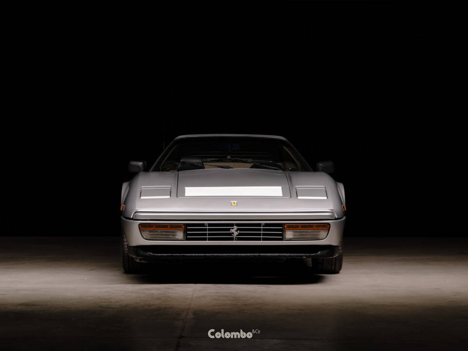 Immagine 5/24 di Ferrari 328 GTB (1986)