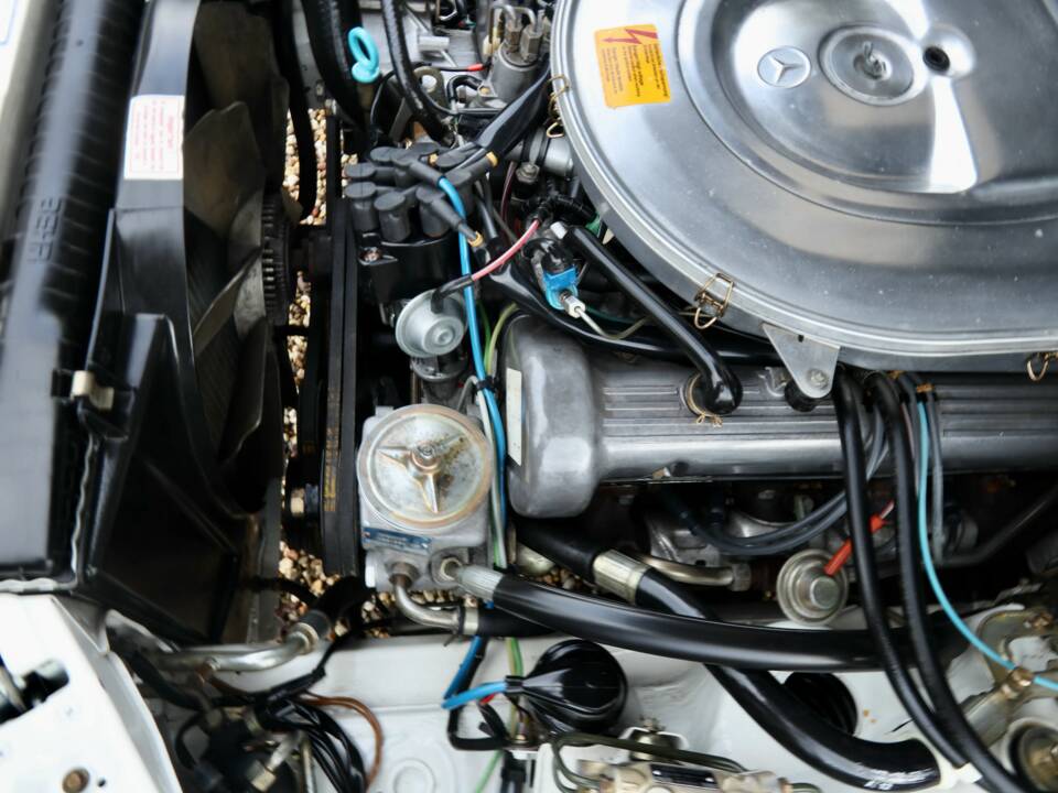 Bild 12/50 von Mercedes-Benz 380 SEL (1983)