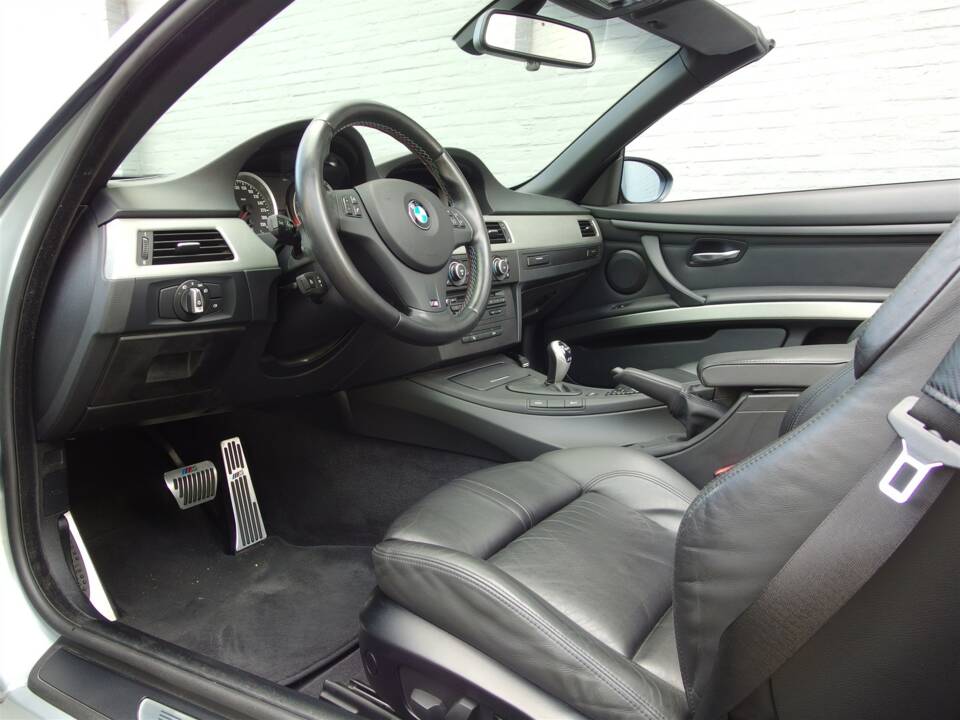 Image 46/98 de BMW M3 (2011)