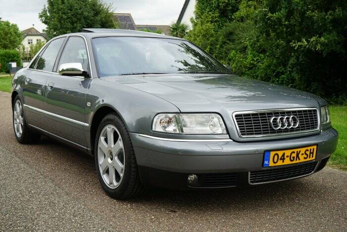 Immagine 3/7 di Audi A8 4.2 quattro (2001)