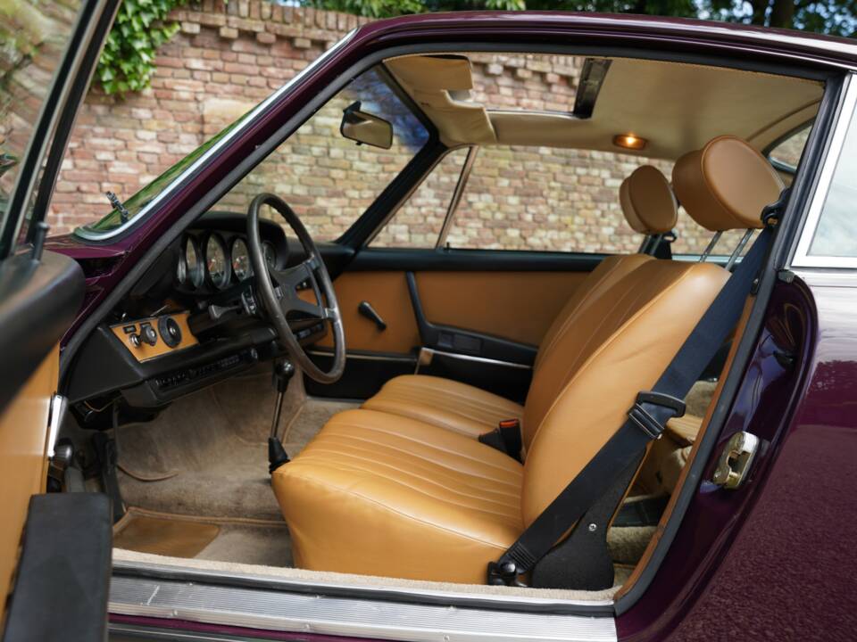 Image 22/50 of Porsche 911 2.4 T "Oilflap" (1972)