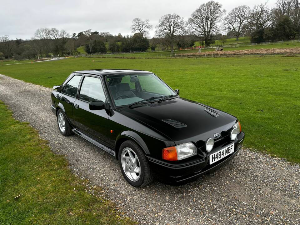 Image 3/38 de Ford Escort turbo RS (1990)