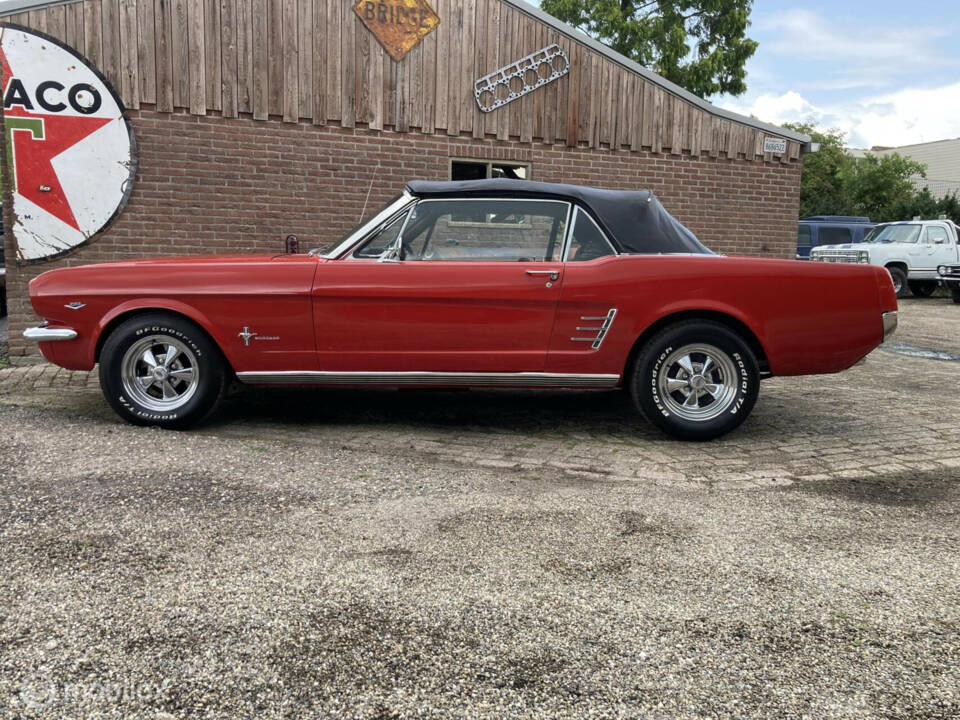 Bild 43/50 von Ford Mustang 289 (1966)