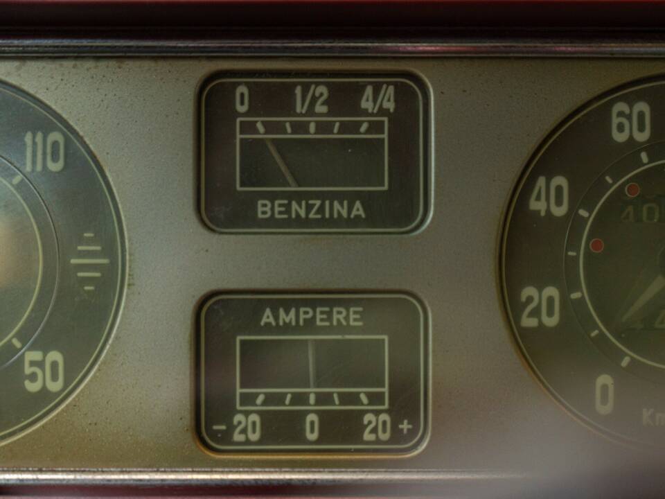 Image 30/42 de FIAT 1400 (1950)