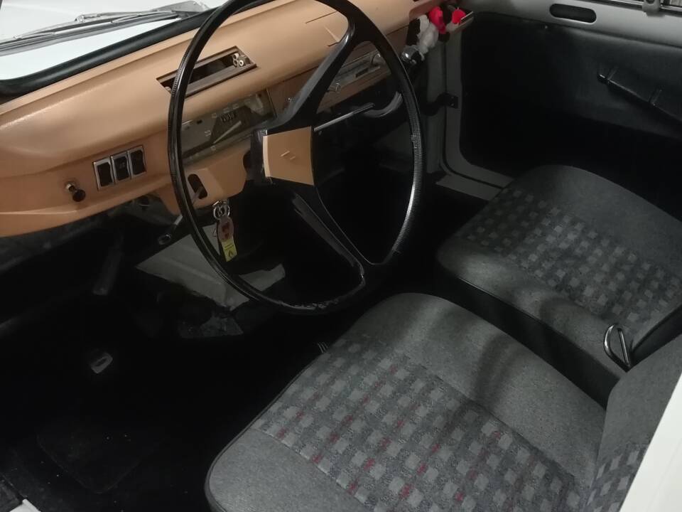 Imagen 26/31 de Renault R 4 (1968)