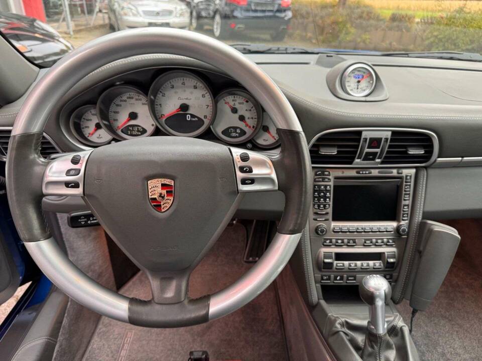 Bild 14/20 von Porsche 911 Turbo (2006)