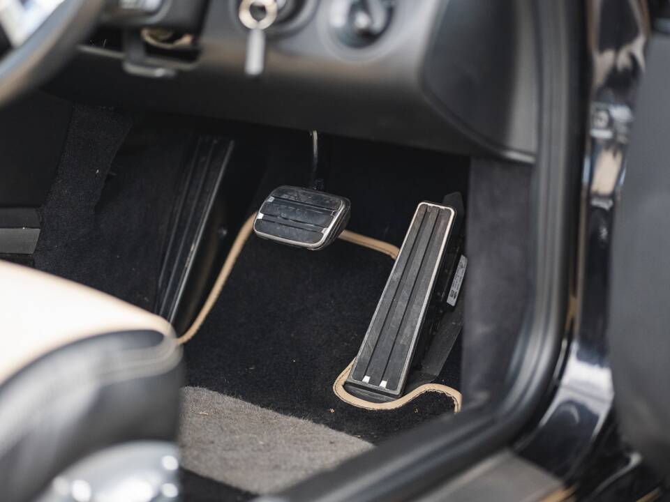 Image 32/50 of Porsche 911 Turbo S (2011)