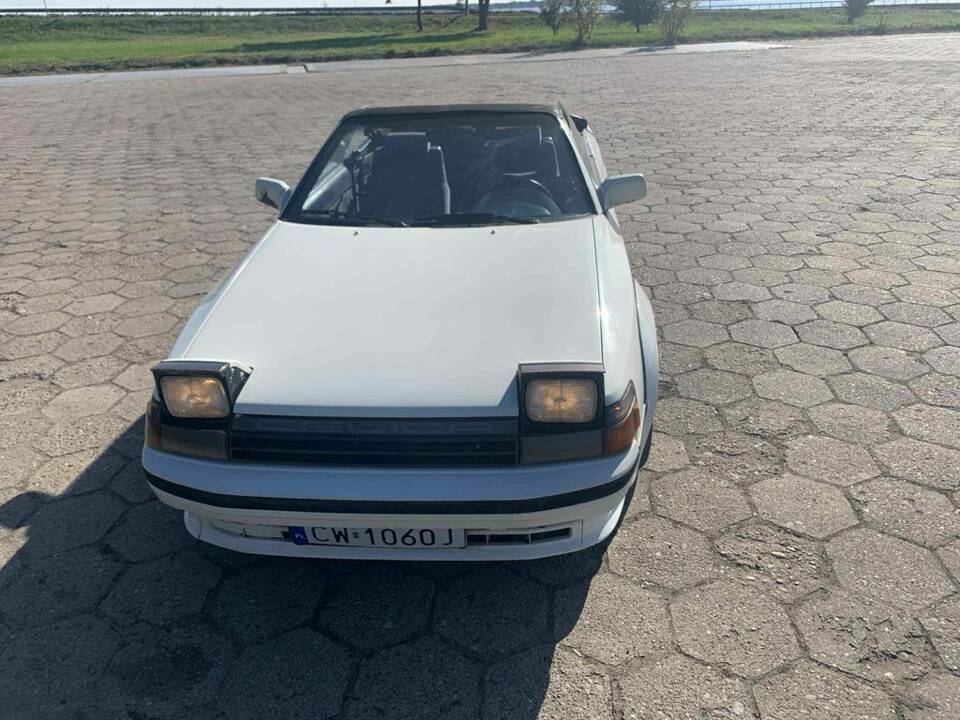 Bild 3/8 von Toyota Celica 2.0i GT (1986)