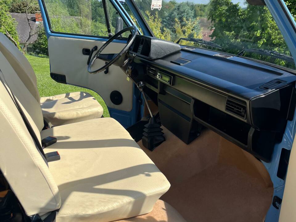 Image 3/14 of Volkswagen T3 Camper 1.6 D (1984)