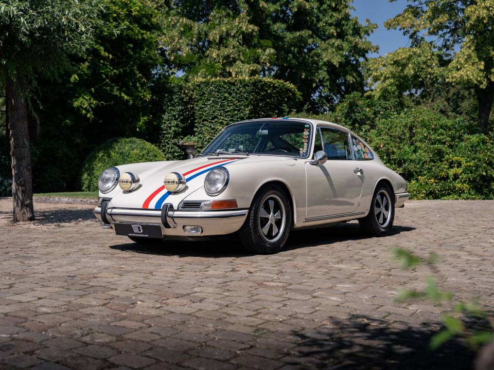 Immagine 30/37 di Porsche 911 2.0 (1965)