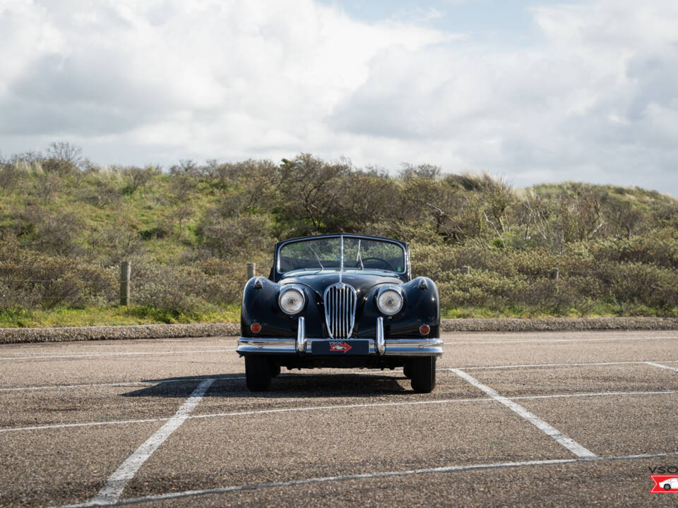 Afbeelding 20/47 van Jaguar XK 140 DHC (1956)