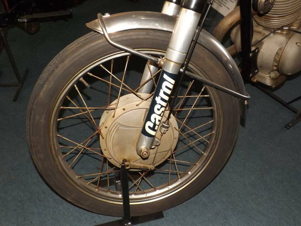 Immagine 16/30 di Moto Morini 175 Turismo (1962)
