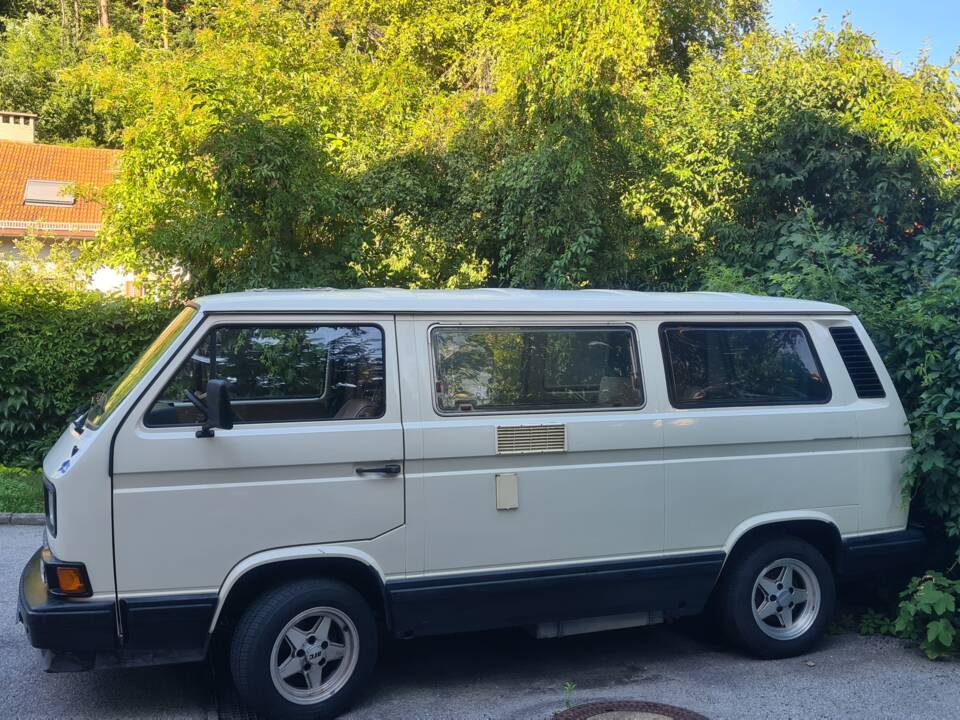 Bild 5/17 von Volkswagen T3 Bus 2.1 (G-Kat) (1989)